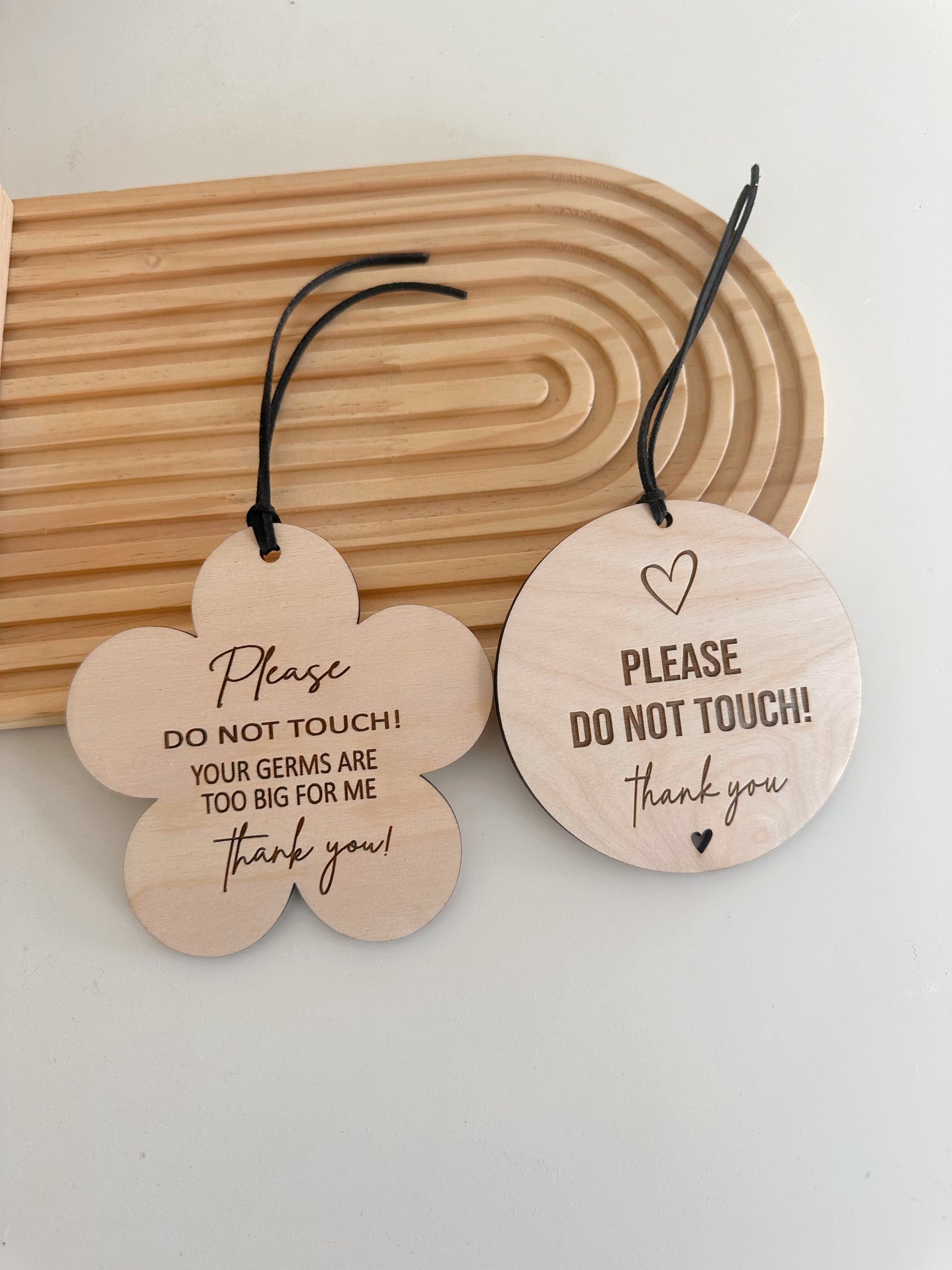 Do Not Touch Baby Sign | Daisy Don’t Kiss Baby, Your Germs Are Too Big For Me| Please Don’t Touch Sign | Car Seat Tag | Strollers Tag