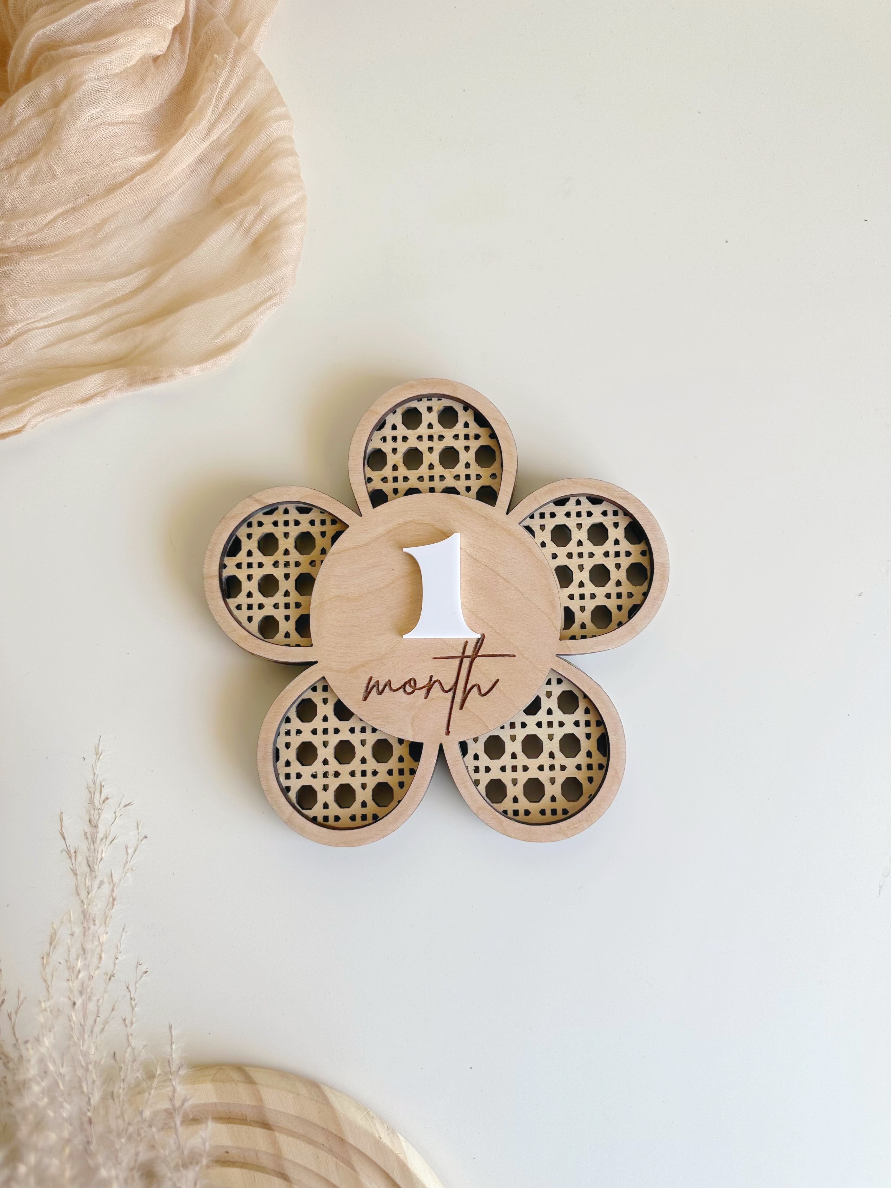 Wooden Rattan Milestone Disc