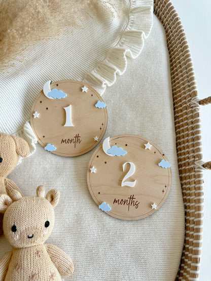 Moon star Milestone | Boho Baby Milestone | Wooden daisy Flower Milestone Disc | Monthly Baby Milestone Marker | Baby Growth | Photo Prop