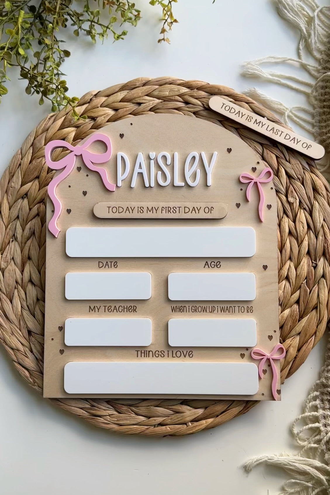 Bow First Day Of School Sign| School Photo Props | Interchangeable School Sign | First & Last Day of School Interchangeable Sign