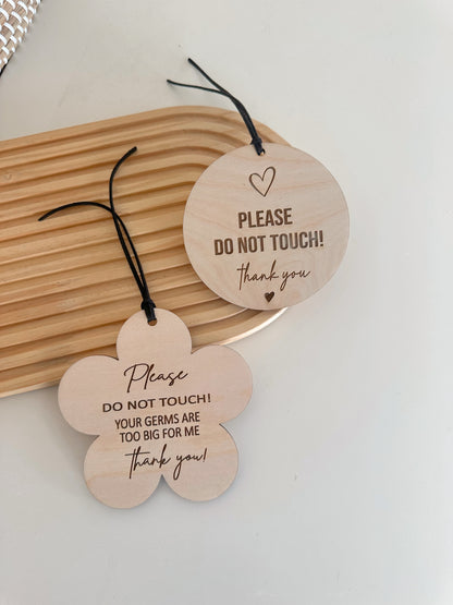 Do Not Touch Baby Sign | Daisy Don’t Kiss Baby, Your Germs Are Too Big For Me| Please Don’t Touch Sign | Car Seat Tag | Strollers Tag